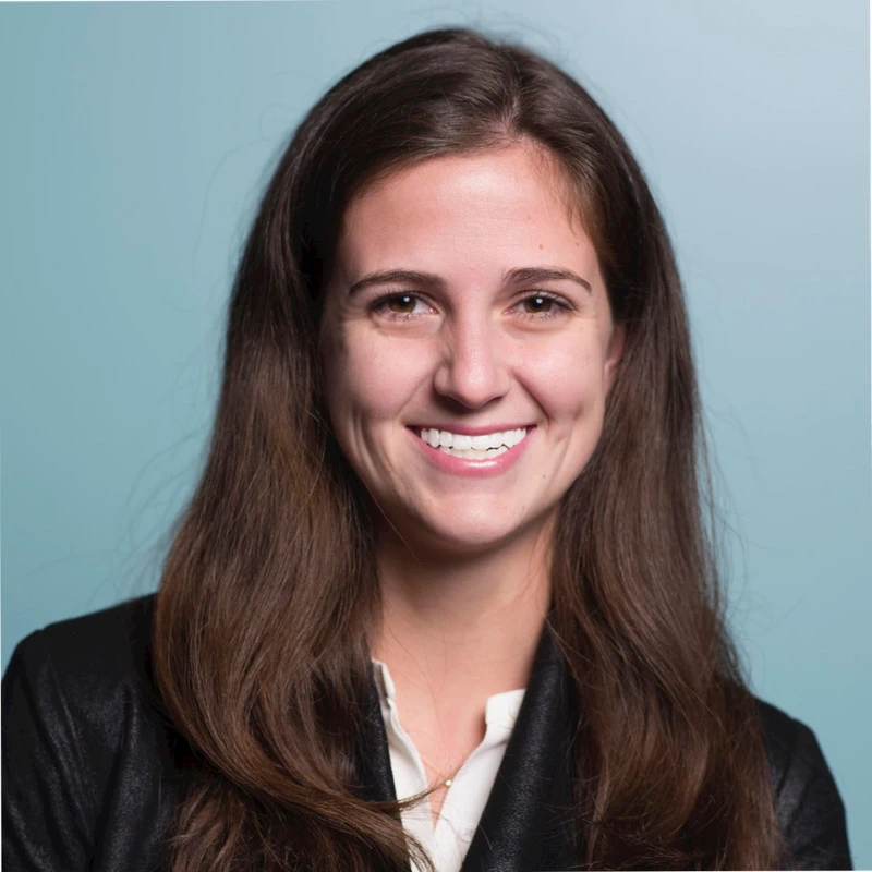 Ashley Rossi Senior Editorial Director in Netic Limo